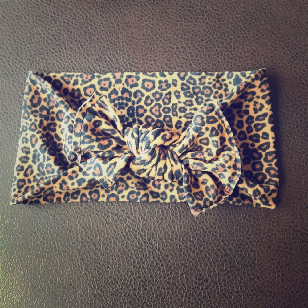 Baby Bling Bow leopard print